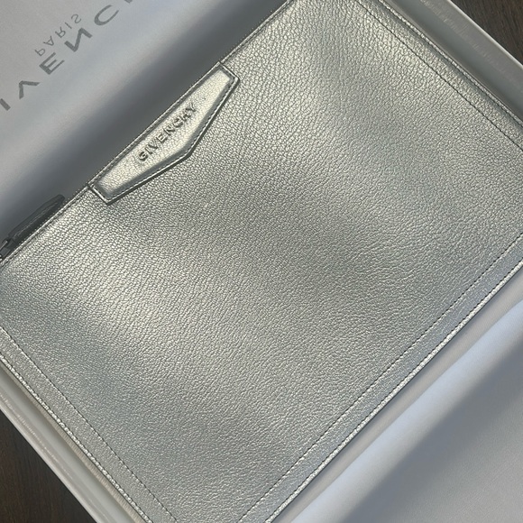 Givenchy Clutch - Picture 1 of 5